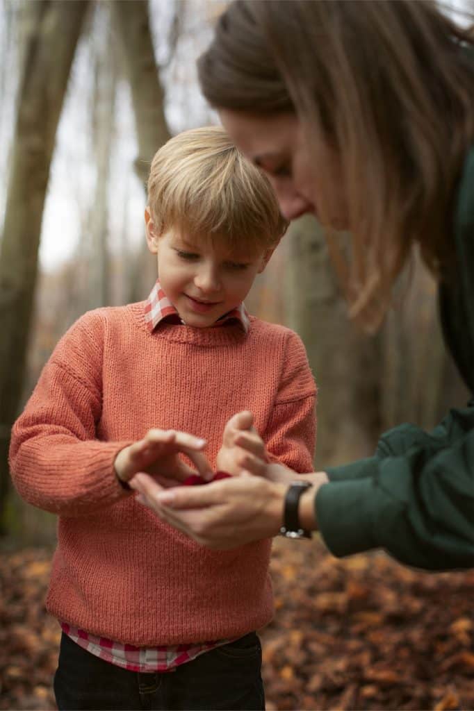 Zorg op maat voor kinderen, betrekking hebbend op persoonlijke zorg en ondersteuning voor kinderen met speciale behoeften in een natuurlijke omgeving.